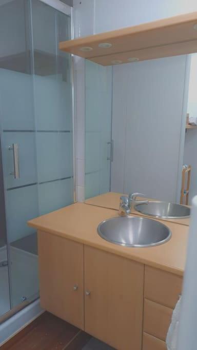 Charmante Petite Maison A 2 Pas De La Mer Maison 6 Биник Екстериор снимка